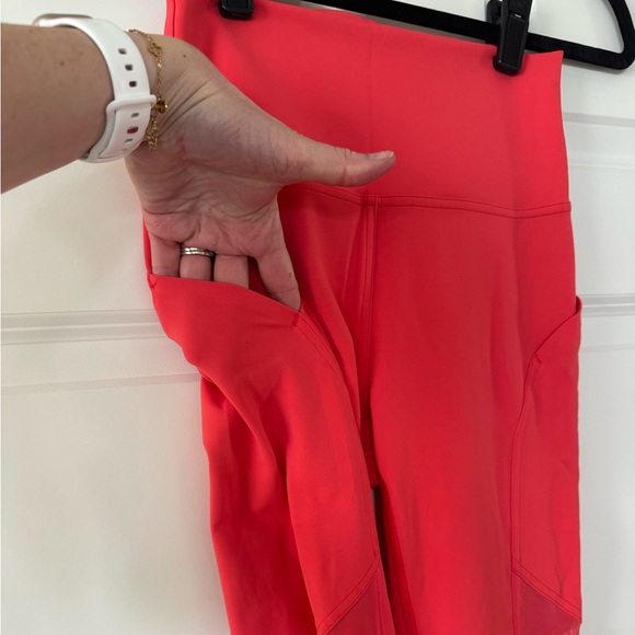 Lululemon Mastered Motion High-Rise Tight 28” Thermal Red - Picture 4 of 16